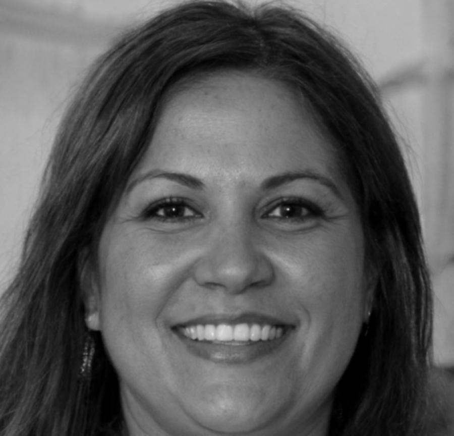 Dr. Sarah Mitchell - Behavioral Finance Specialist